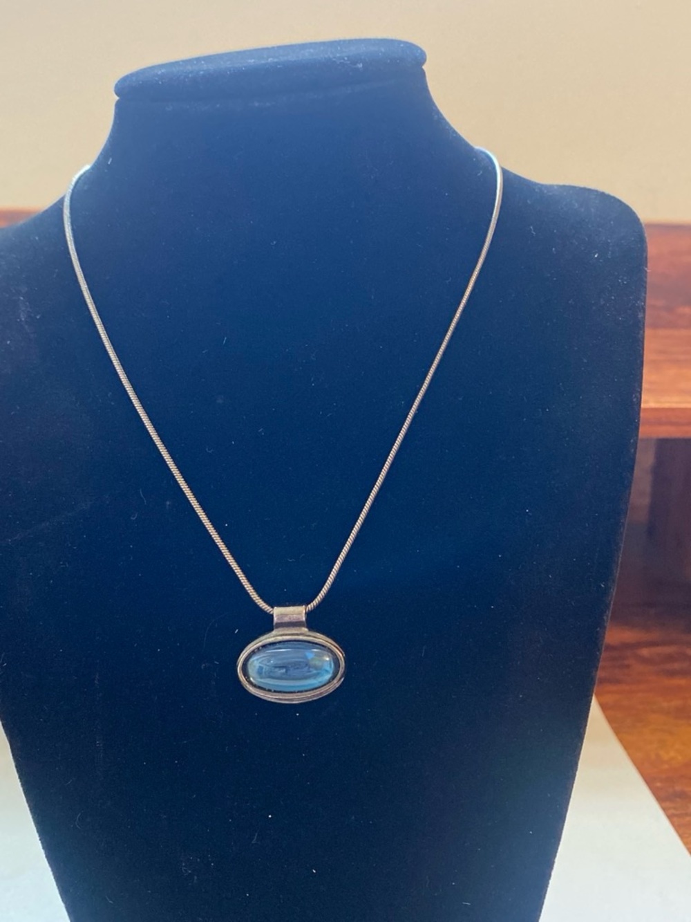 Gun metal Necklace with Blue Oval Pendant - Women Jewelry - Picture 7 of 7